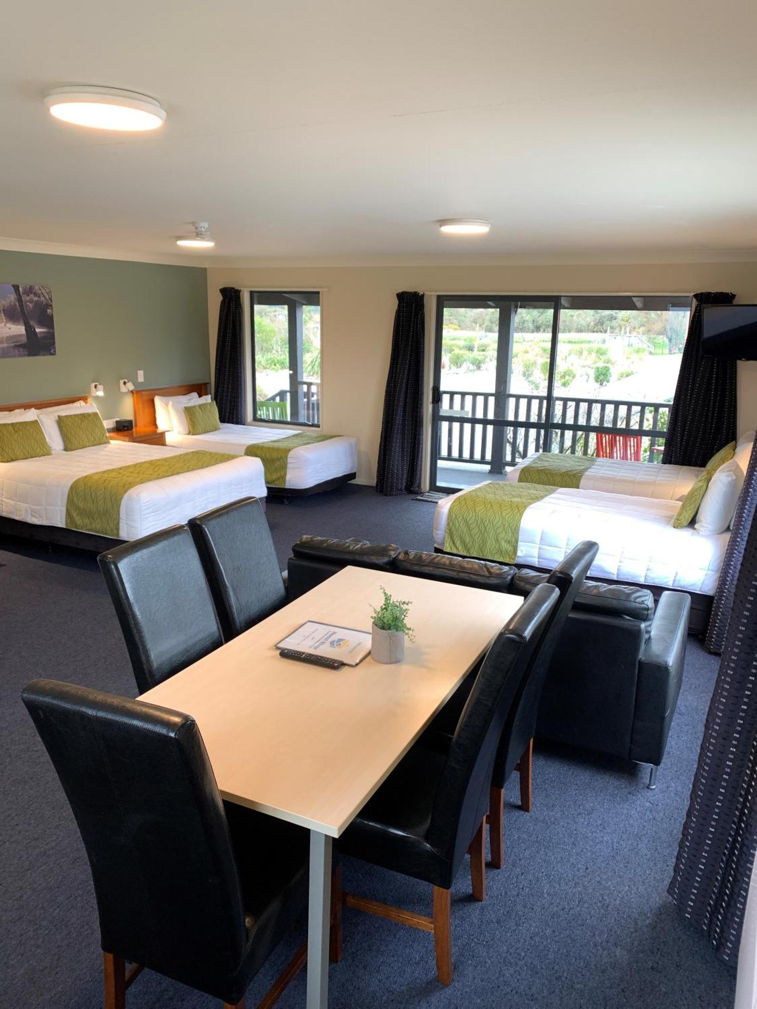 Haast River Motels & Holiday Park Ngoại thất bức ảnh